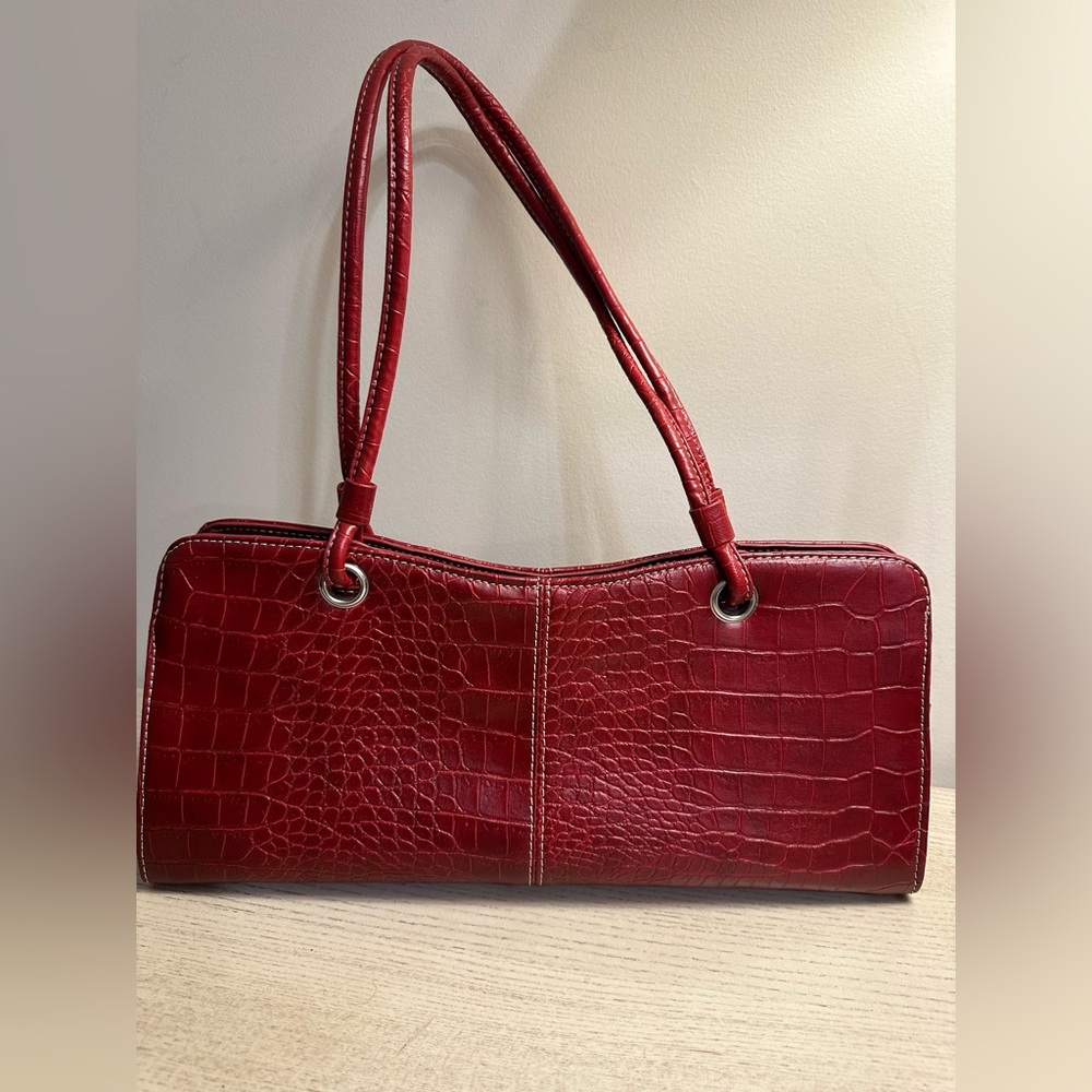 Cato Red Croc-Embossed Shoulder Bag